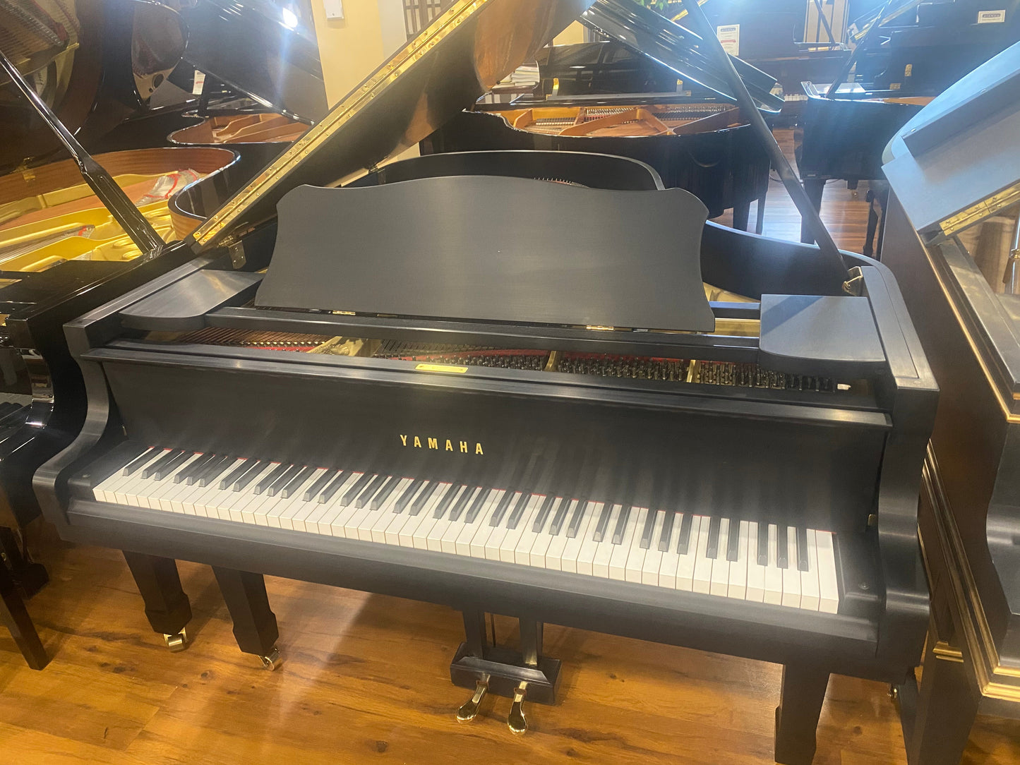 Image 2 of 1978 Yamaha G3 / 6'1" / Satin Ebony / QRS