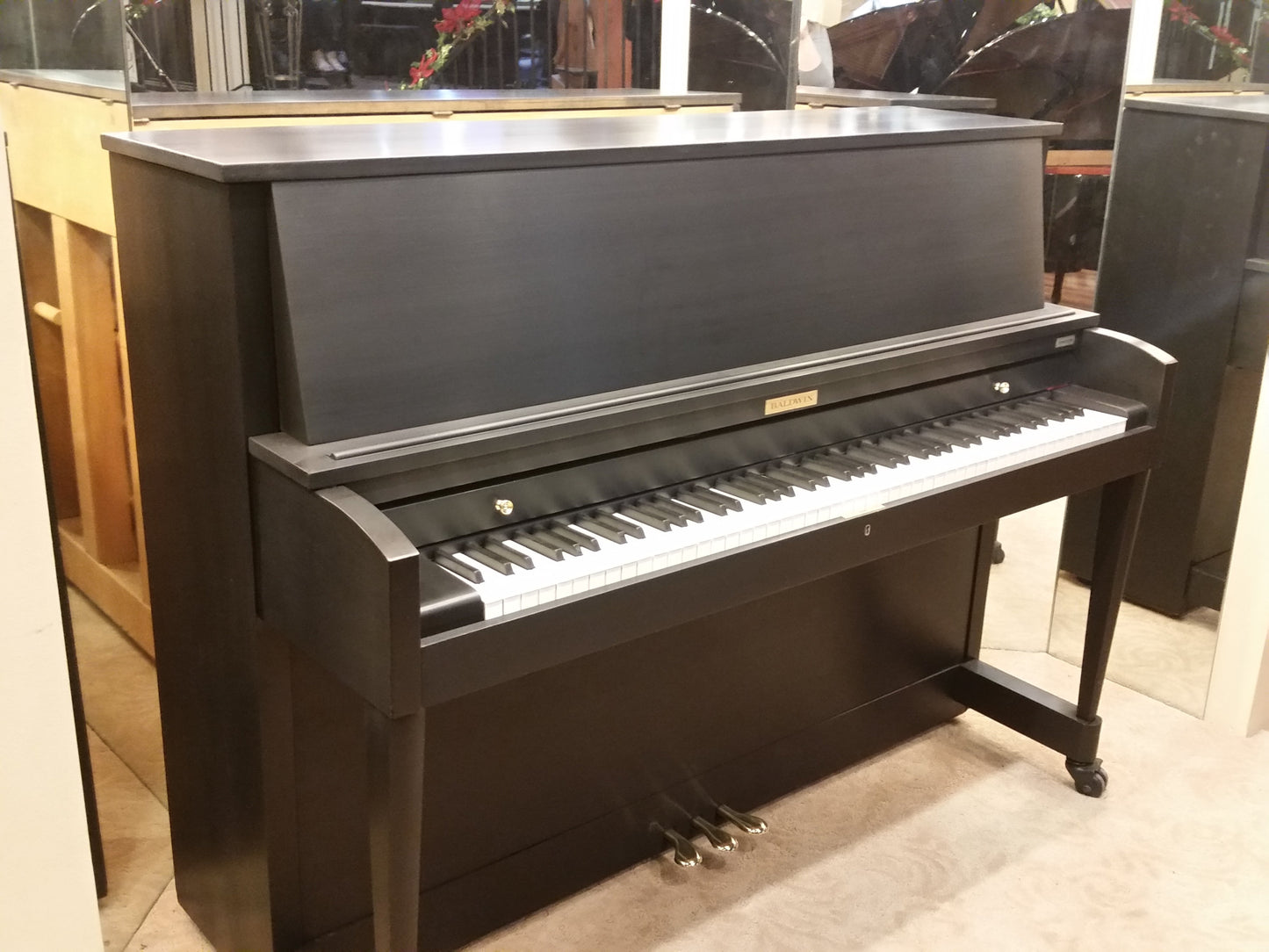Image 2 of 1990 Baldwin 45" Upright