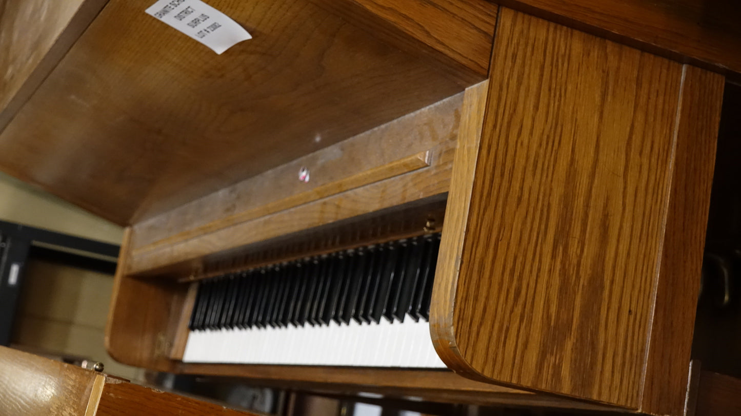 Image 2 of 1977 Everett Upright 45in