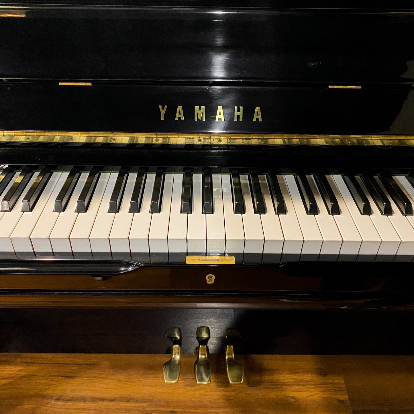 SOLD 1975 Yamaha U3 52" Polished Black Upright Piano