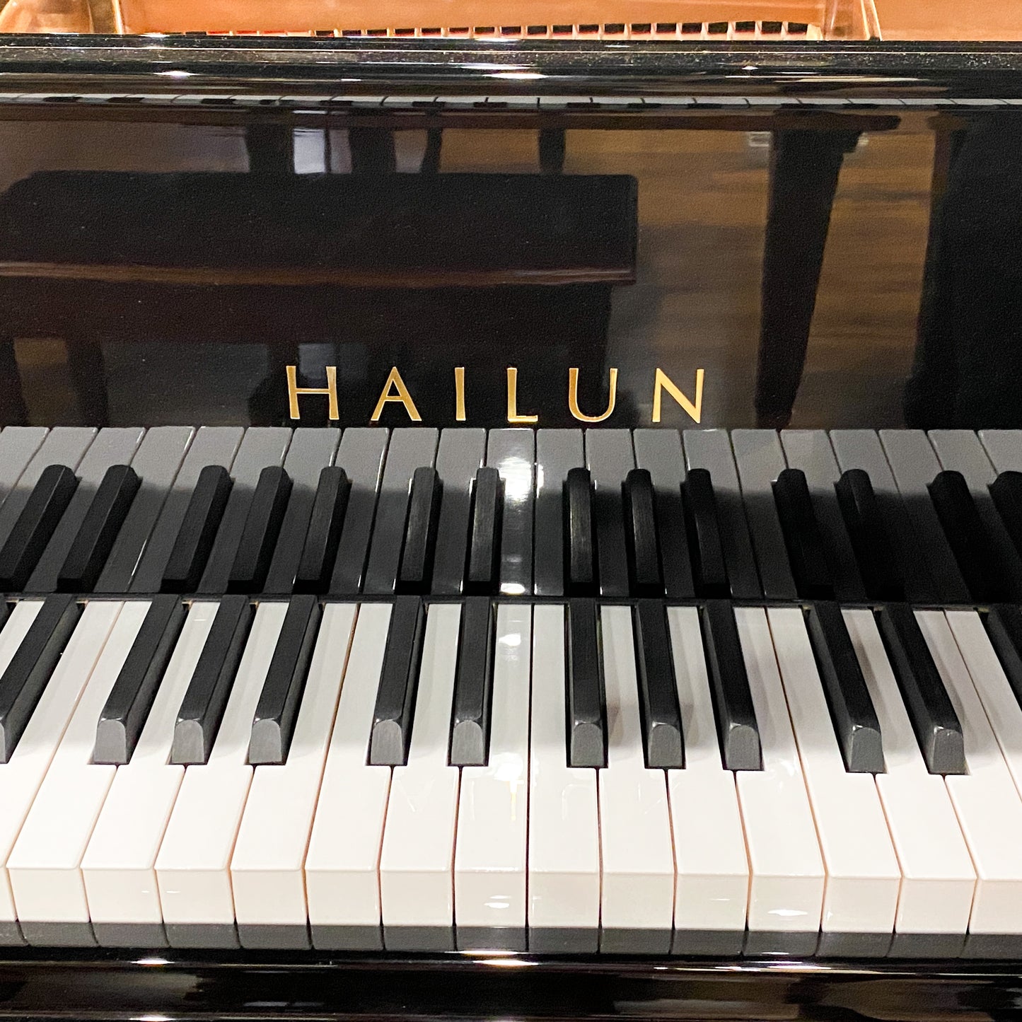 SOLD Hailun 151 Polished Black 5' Grand Piano