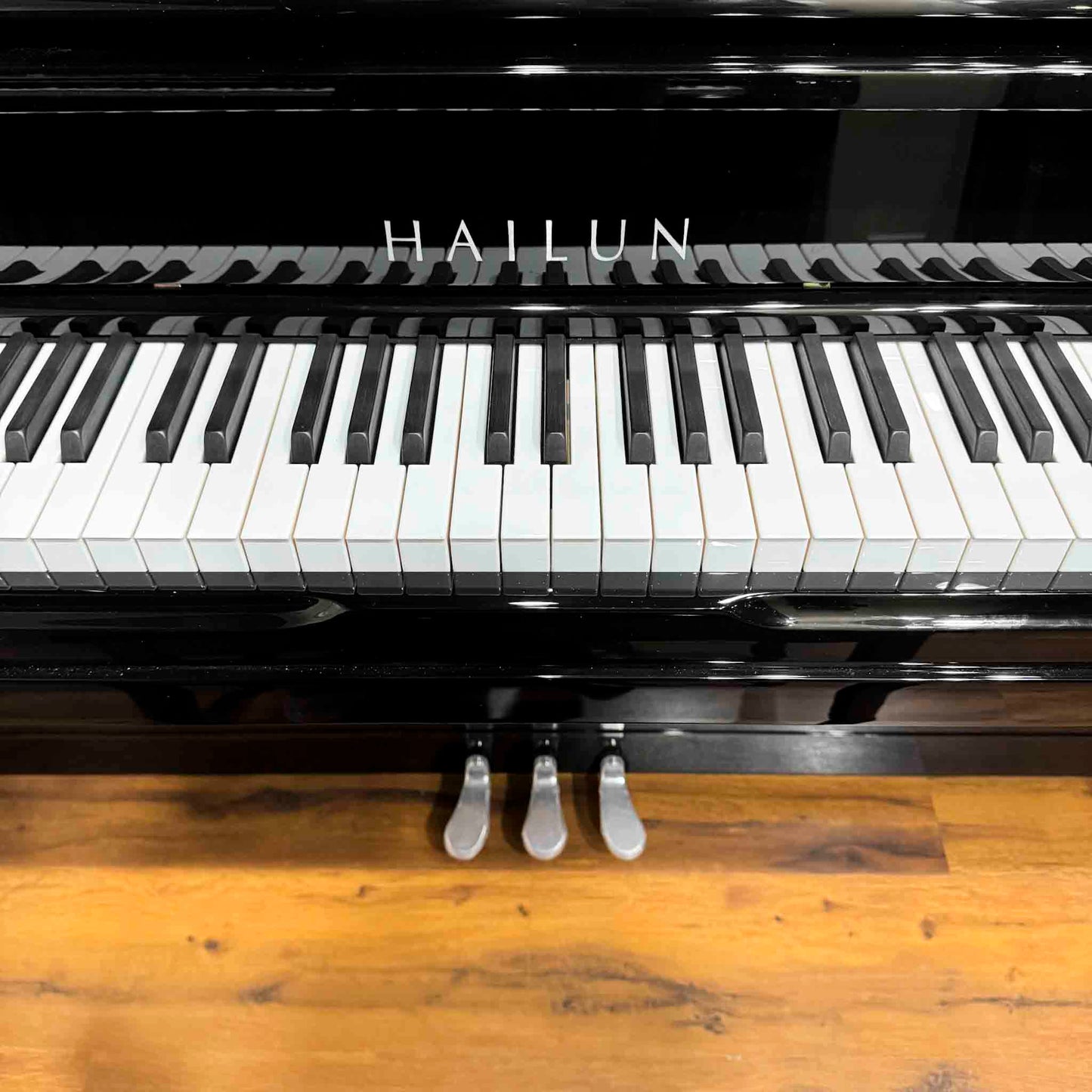 Hailun 7P 52" Polished Black Upright Piano