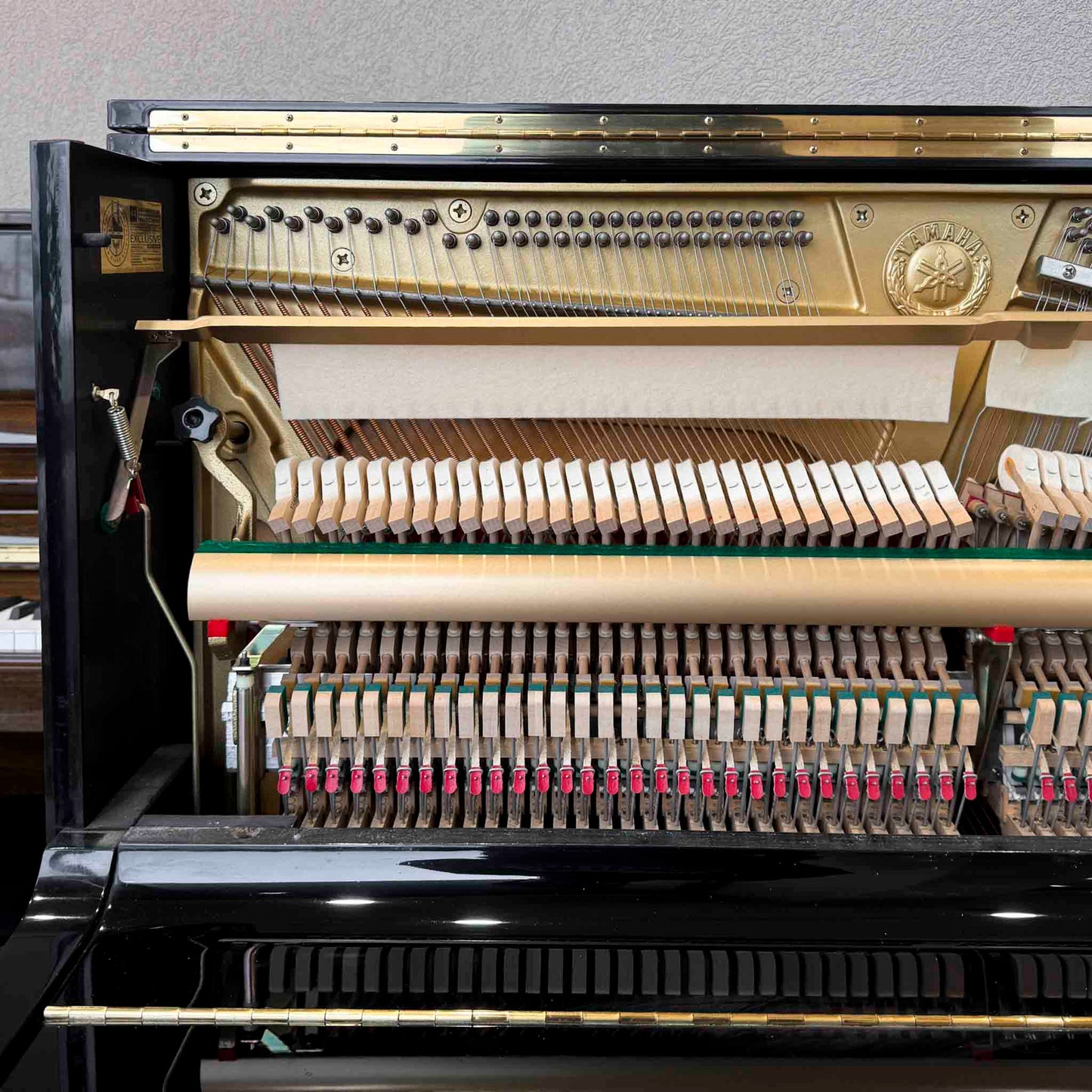 1989 Yamaha U1 48" Polished Black Upright Piano