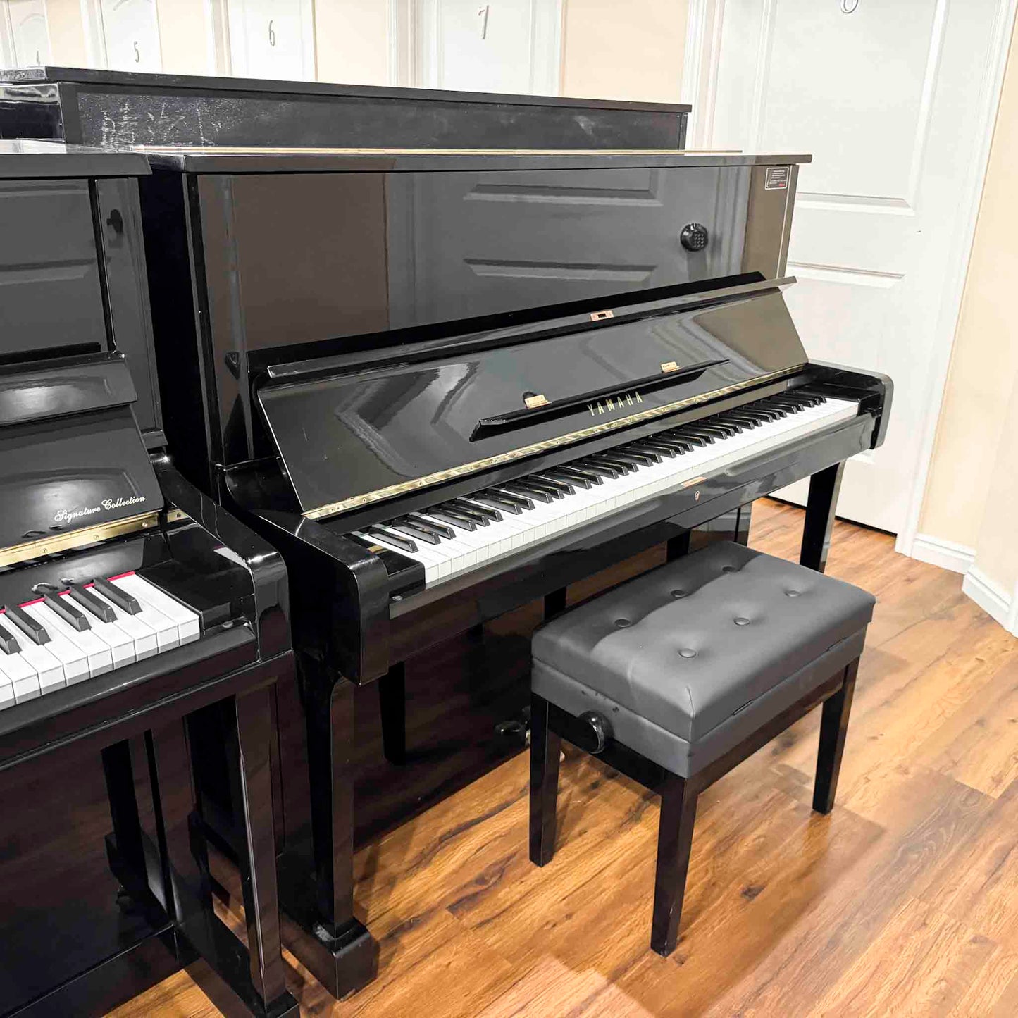 1978 Yamaha U1 48" Polished Black Upright Piano