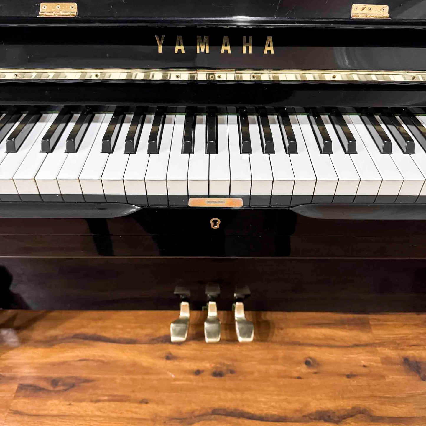 1978 Yamaha U1 48" Polished Black Upright Piano