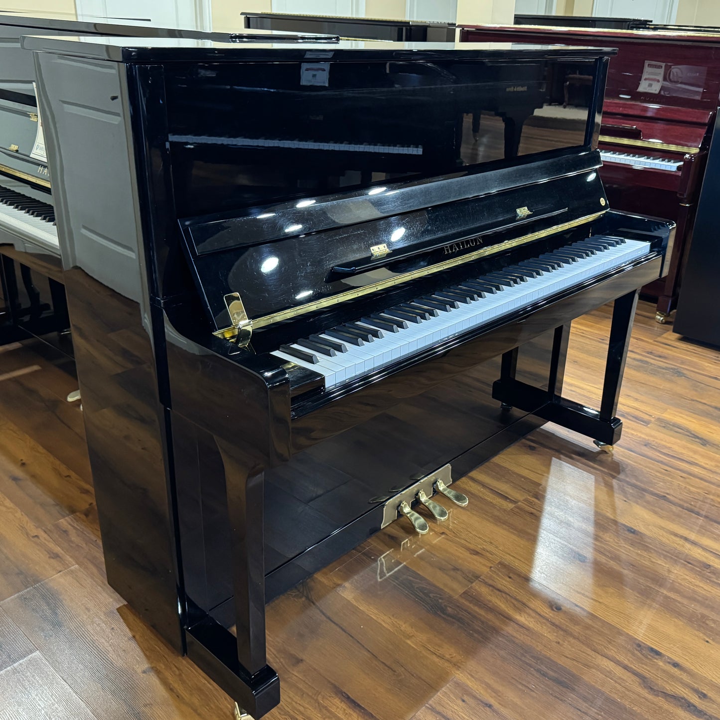 2016 Hailun 121 48" Polished Black Upright Piano