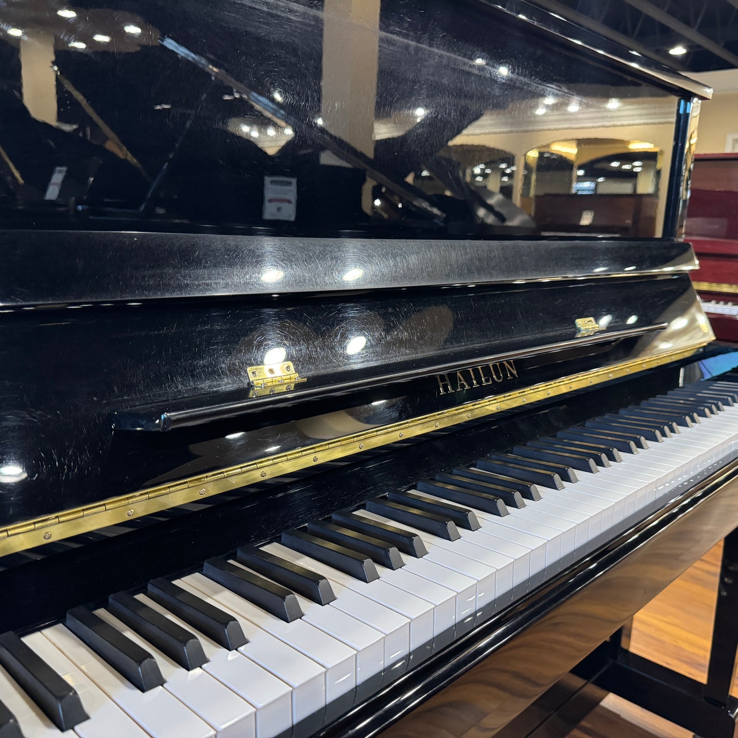 2016 Hailun 121 48" Polished Black Upright Piano