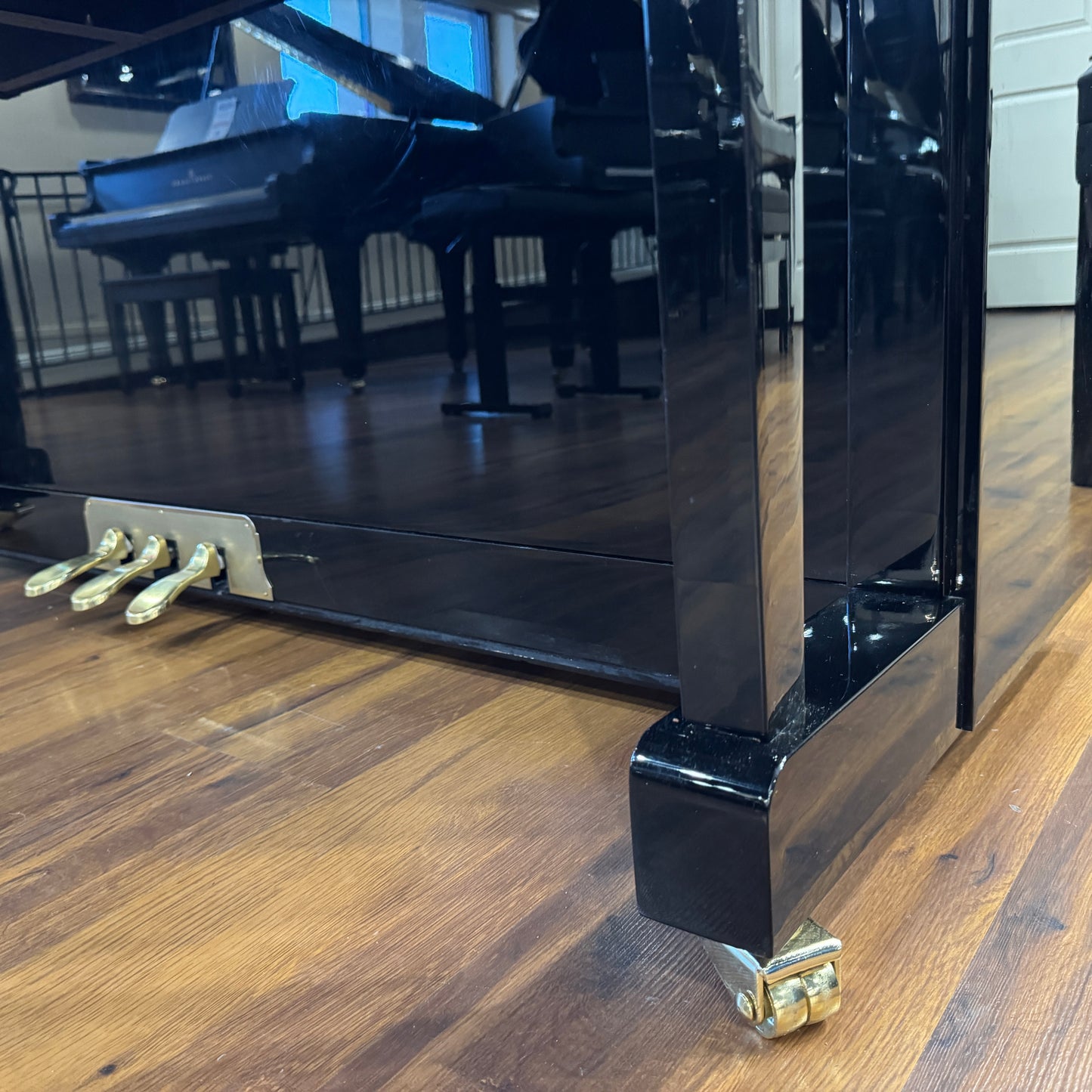 2016 Hailun 121 48" Polished Black Upright Piano
