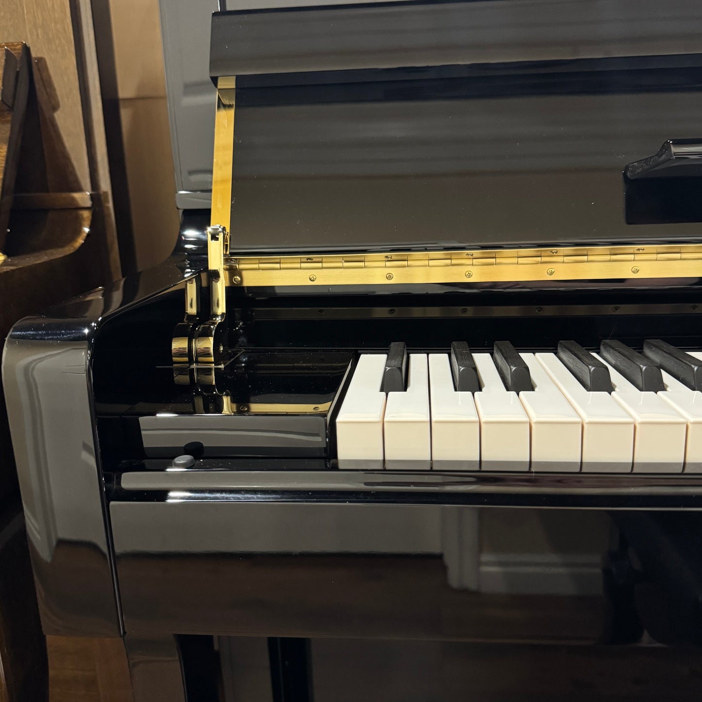 Hailun 121 48" Polished Black Upright Piano