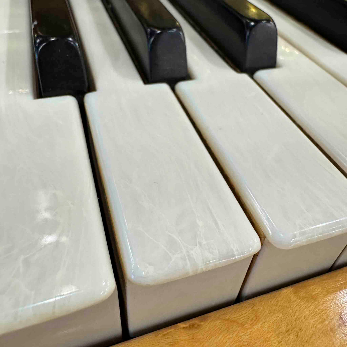 1946 Kimball Spinet 39" Upright photo 2