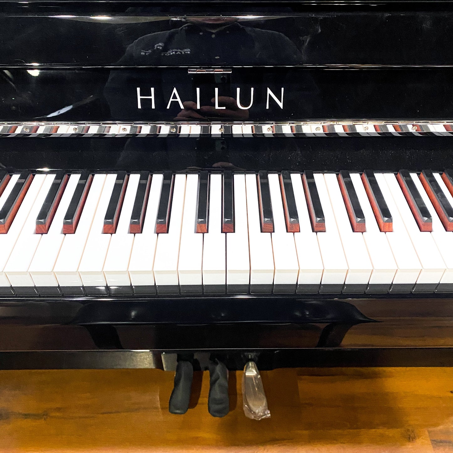 Image 13 of Hailun VI26 Polished Black