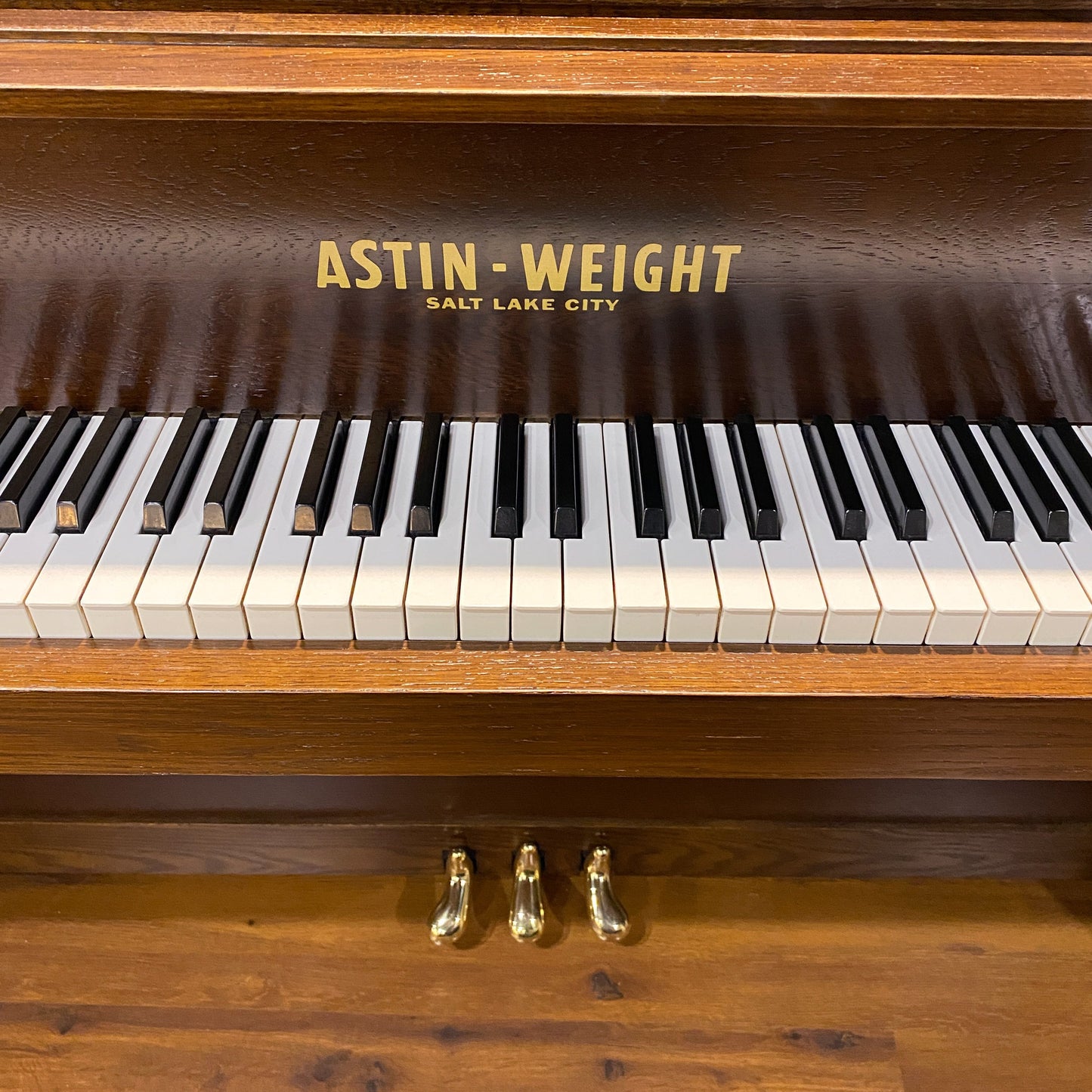 Image 3 of 1968 Astin Weight Console