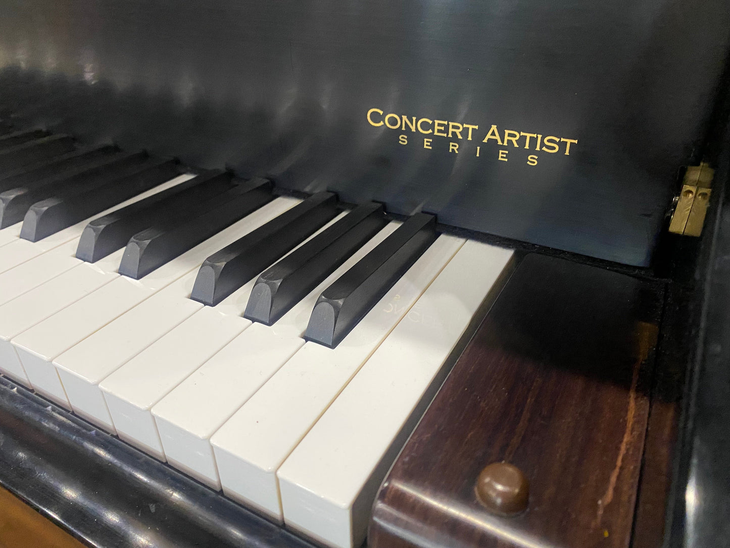 Image 4 of 2004 Knabe & Co. 7' Grand WKG-70 with QRS Self Playing System