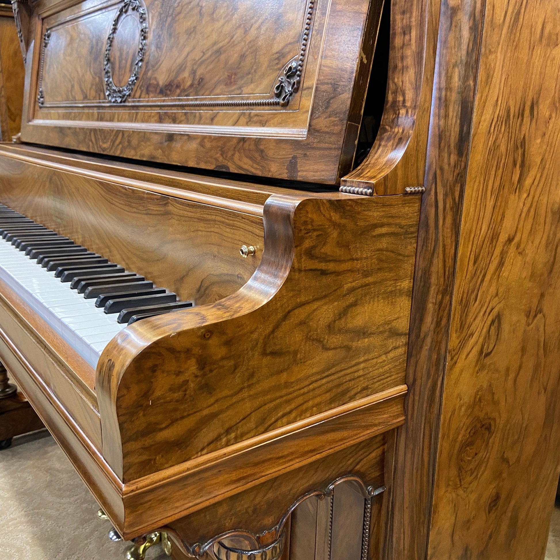 Image 19 of 1902 Shoninger Upright / 54"