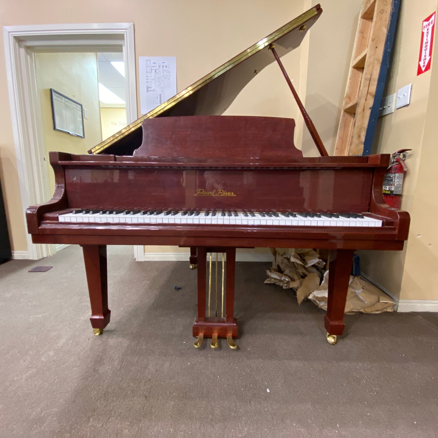 Image 10 of 2003 Pearl River Grand 4'7"