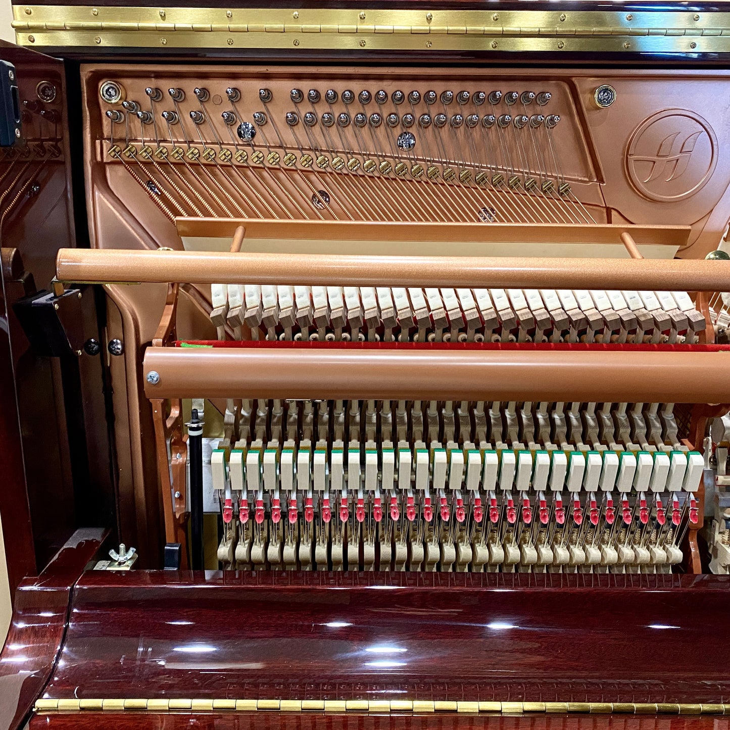 Image 10 of Hailun HU5P/50" Mahogany Polish