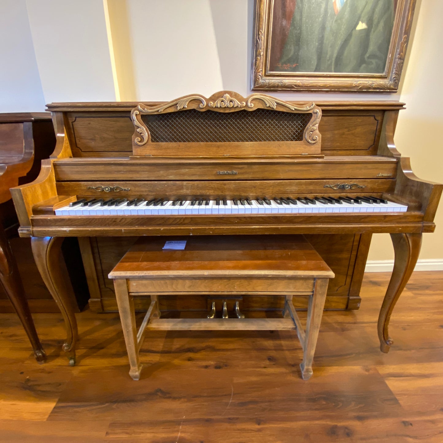 Image 27 of 1987 Baldwin Console Pecan / UR Pecan Model 4023 / Walnut