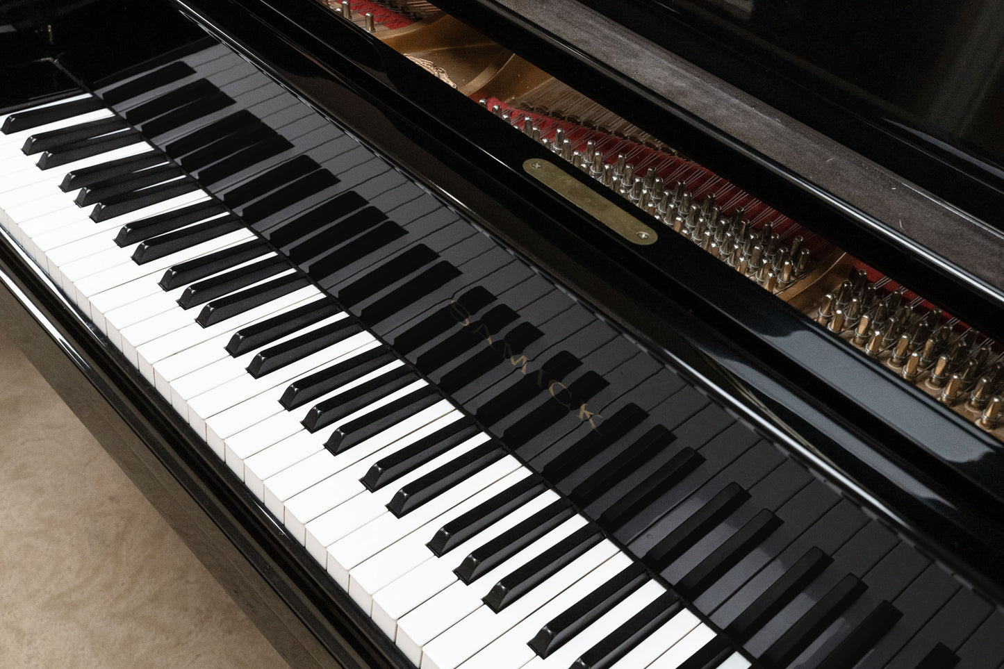 Image 3 of 1995 Samick Grand SG-172 / 5'8"