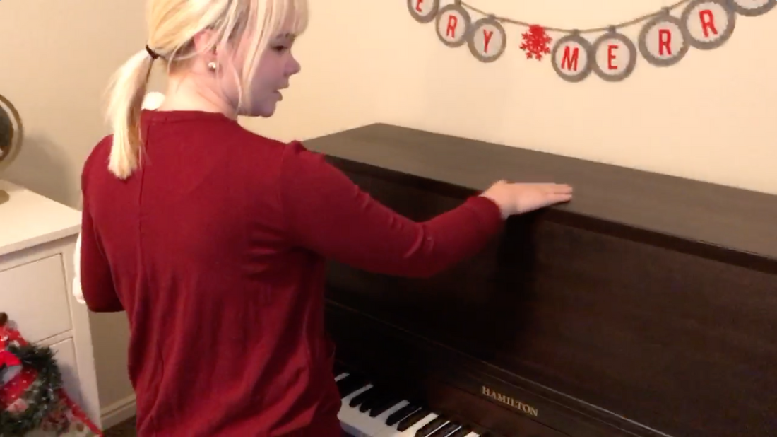 News - Christmas Piano Surprise! Jake and Emma's Reaction Video