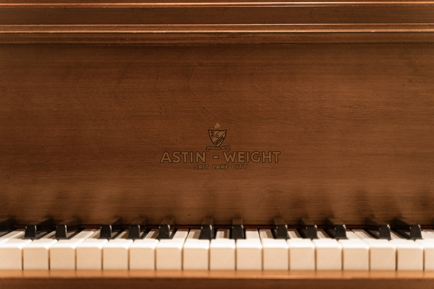 Image 17 of 1968 Astin Weight 41" Upright