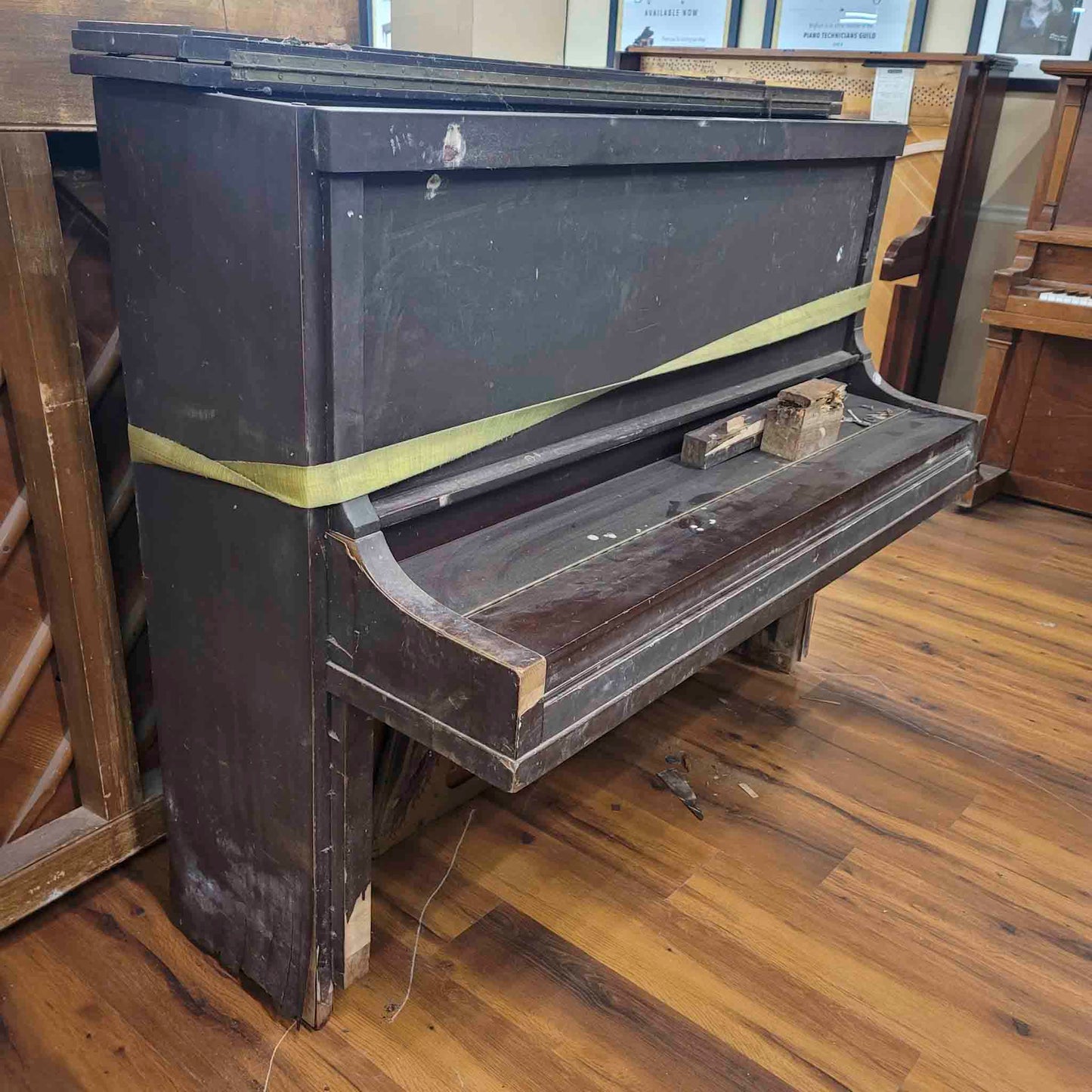 CURRENT SHOP WORK 1923 Price & Teeple Wood Finish Commissioned Upright Piano