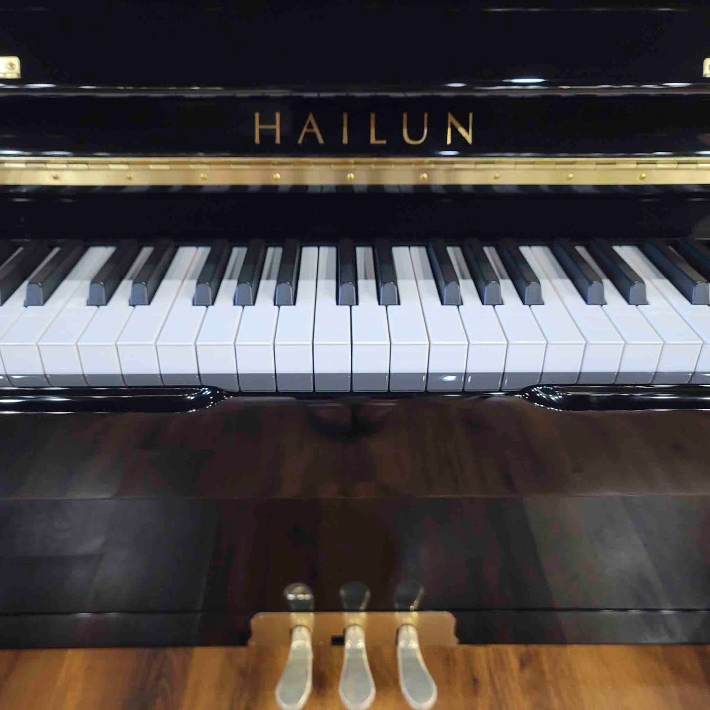SOLD Hailun 121 48" Polished Black Upright Piano