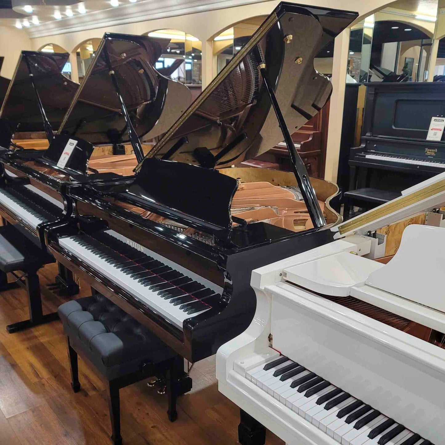 Hailun 151 5' Polished Black Grand Piano