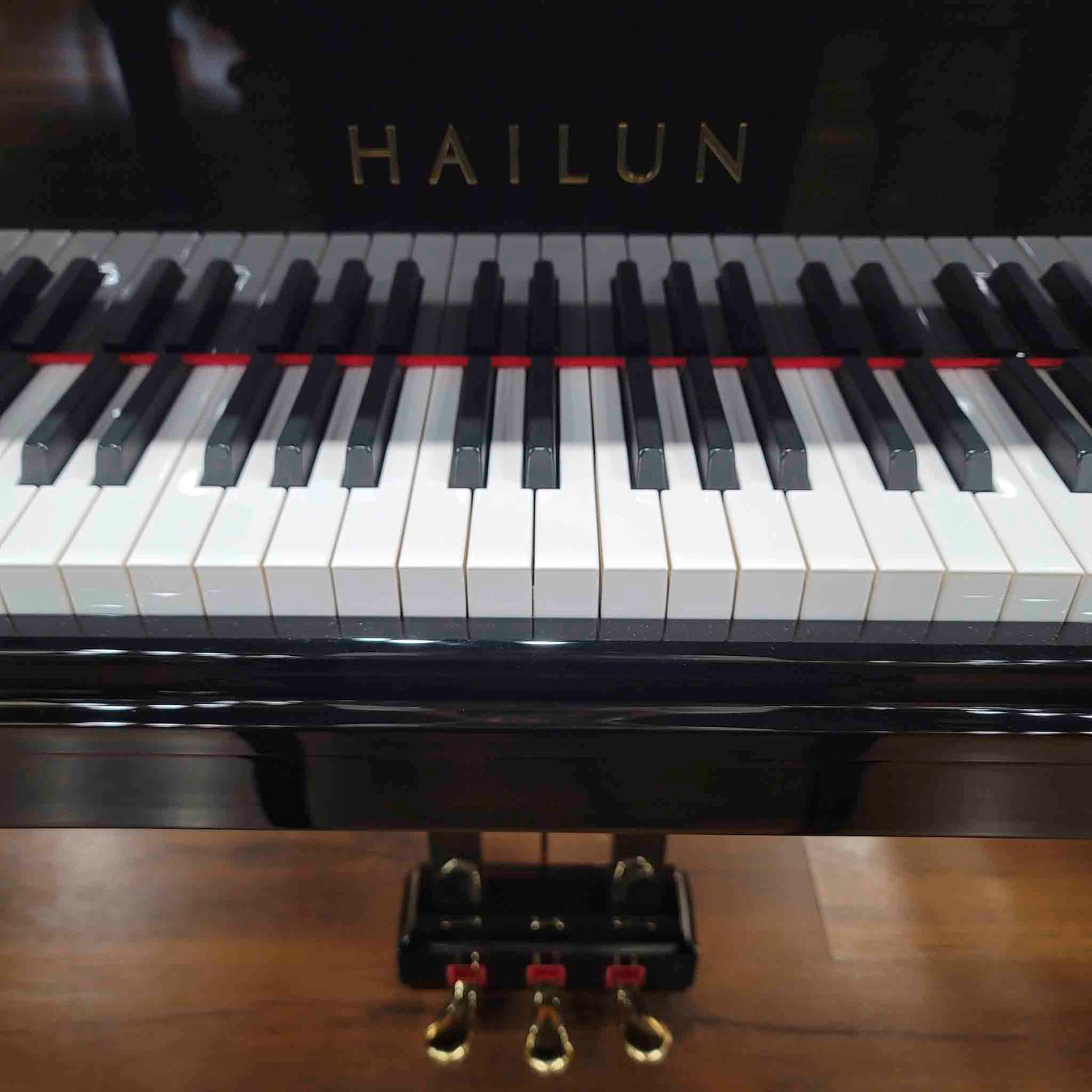 Hailun 151 5' Polished Black Grand Piano