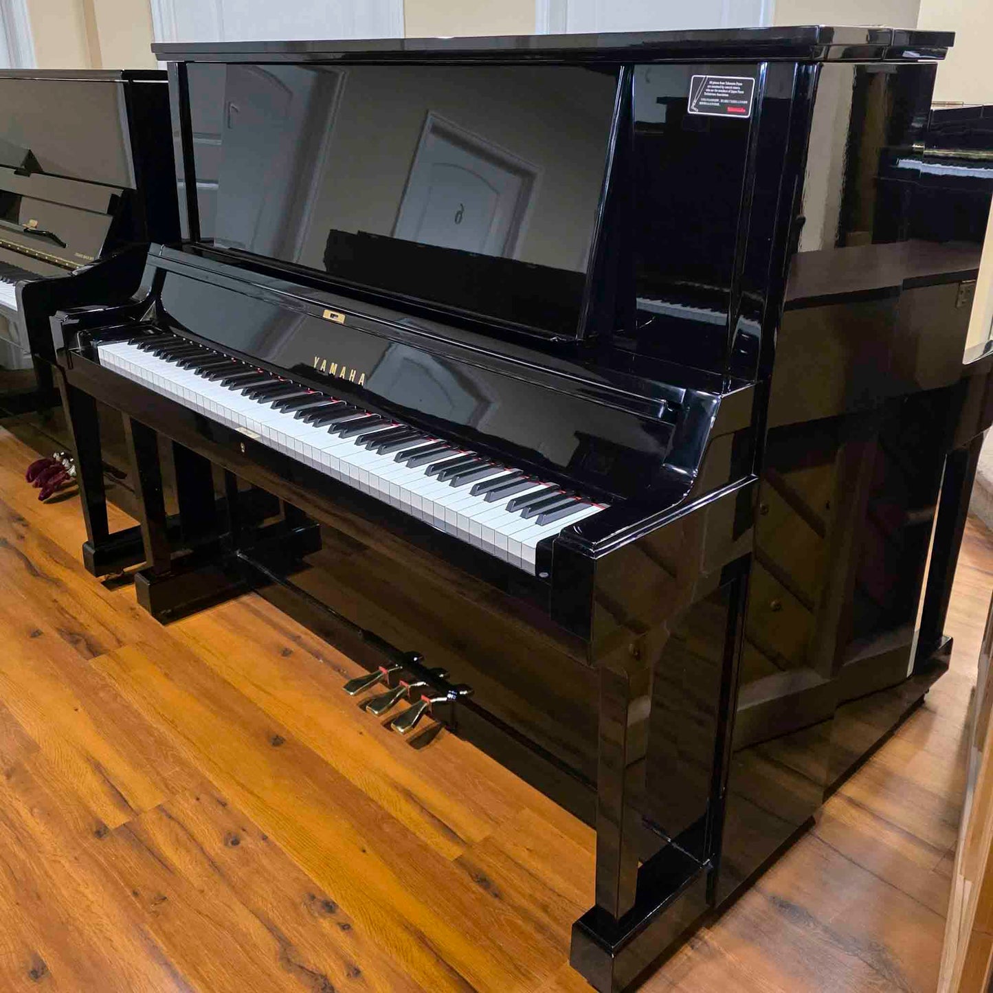1981 Yamaha YUA 52" Polished Black Upright Piano