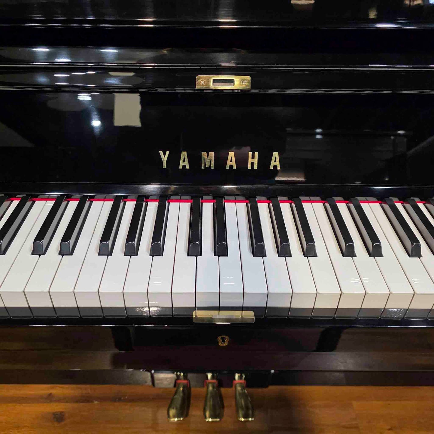 1981 Yamaha YUA 52" Polished Black Upright Piano