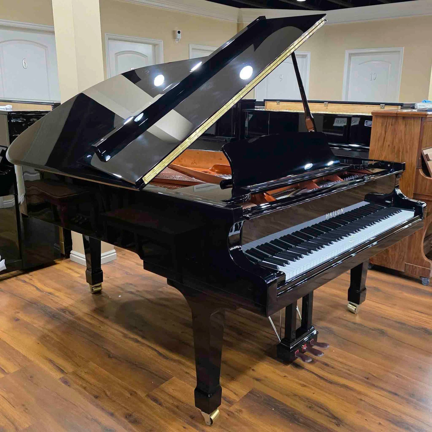 SOLD Hailun 198 6'6" Polished Black Grand Piano