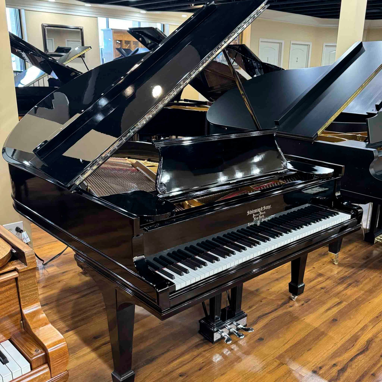 1906 Steinway 5'9" Polished Black Grand Piano