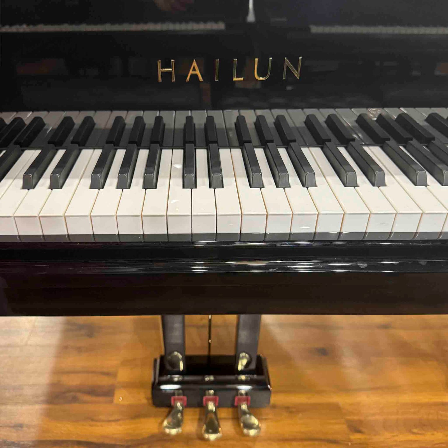 Hailun 178 5'10" Polished Black Grand Piano