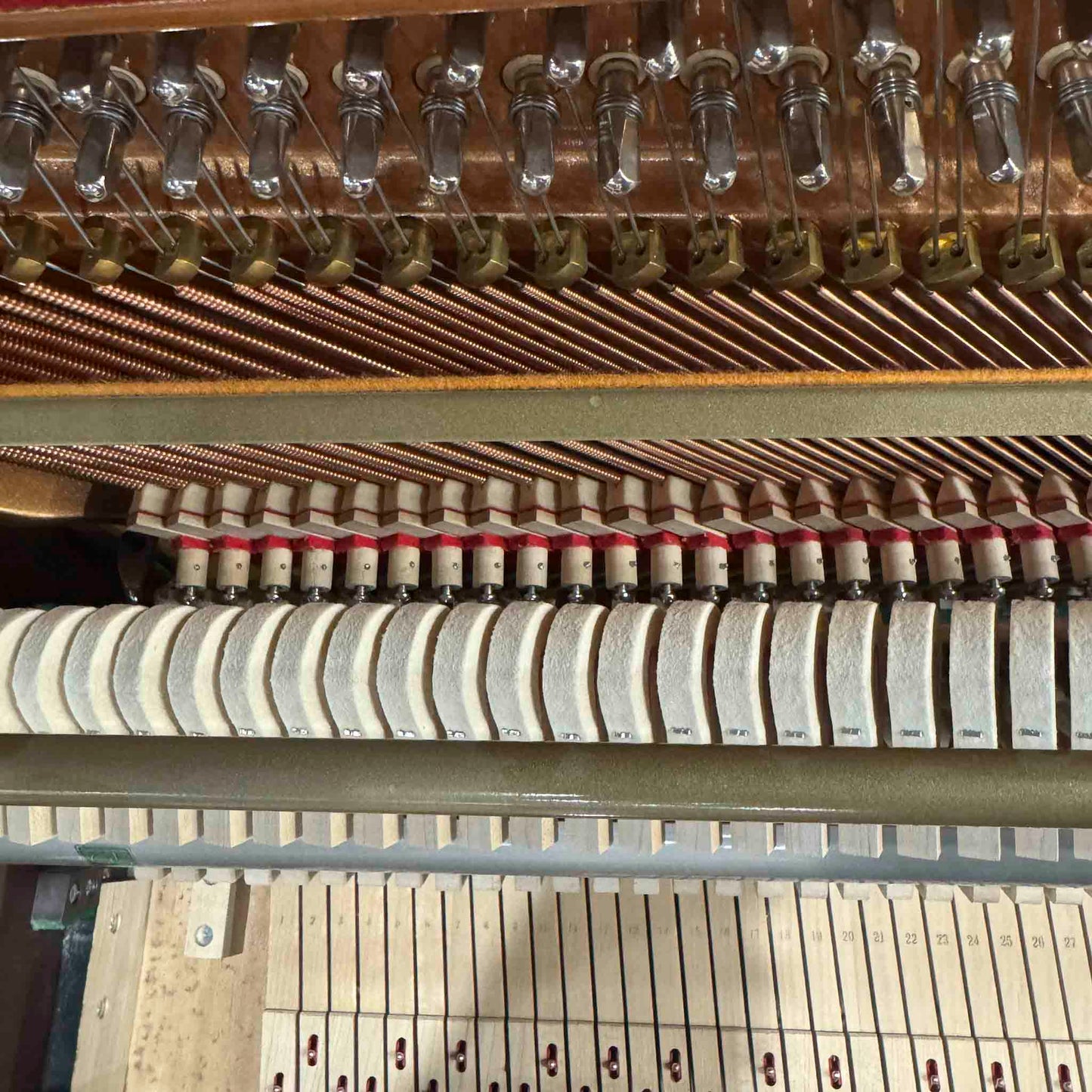 2000 Samick WSU-118T 47" Polished Mahogany Studio Piano