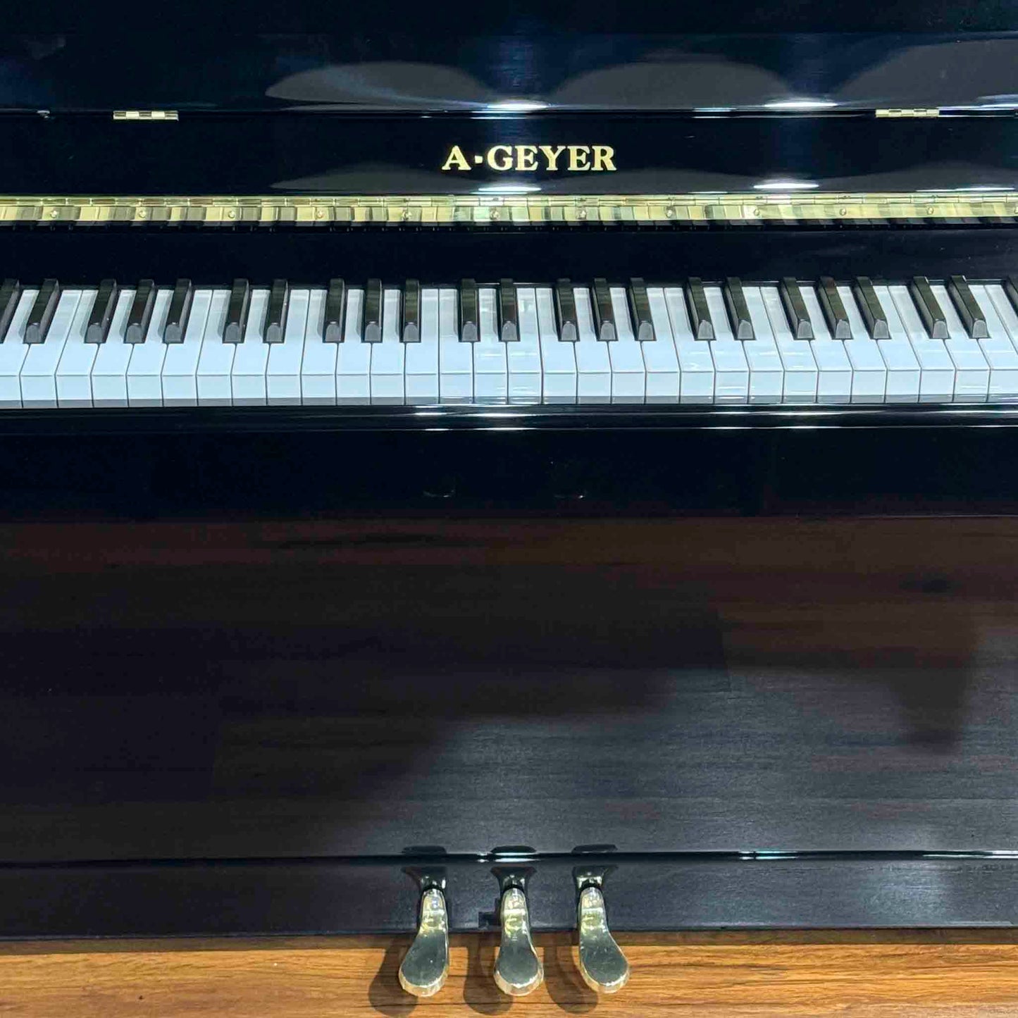 A. Geyer GU-123 48" Polished Black Upright Piano