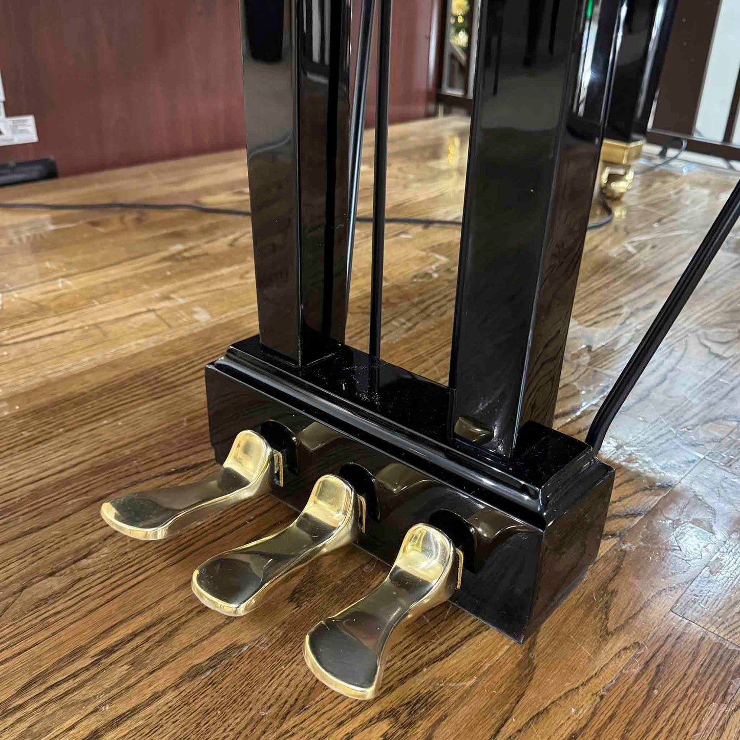 Hamilton (by Baldwin) 4'11" Polished Black Baby Grand Piano