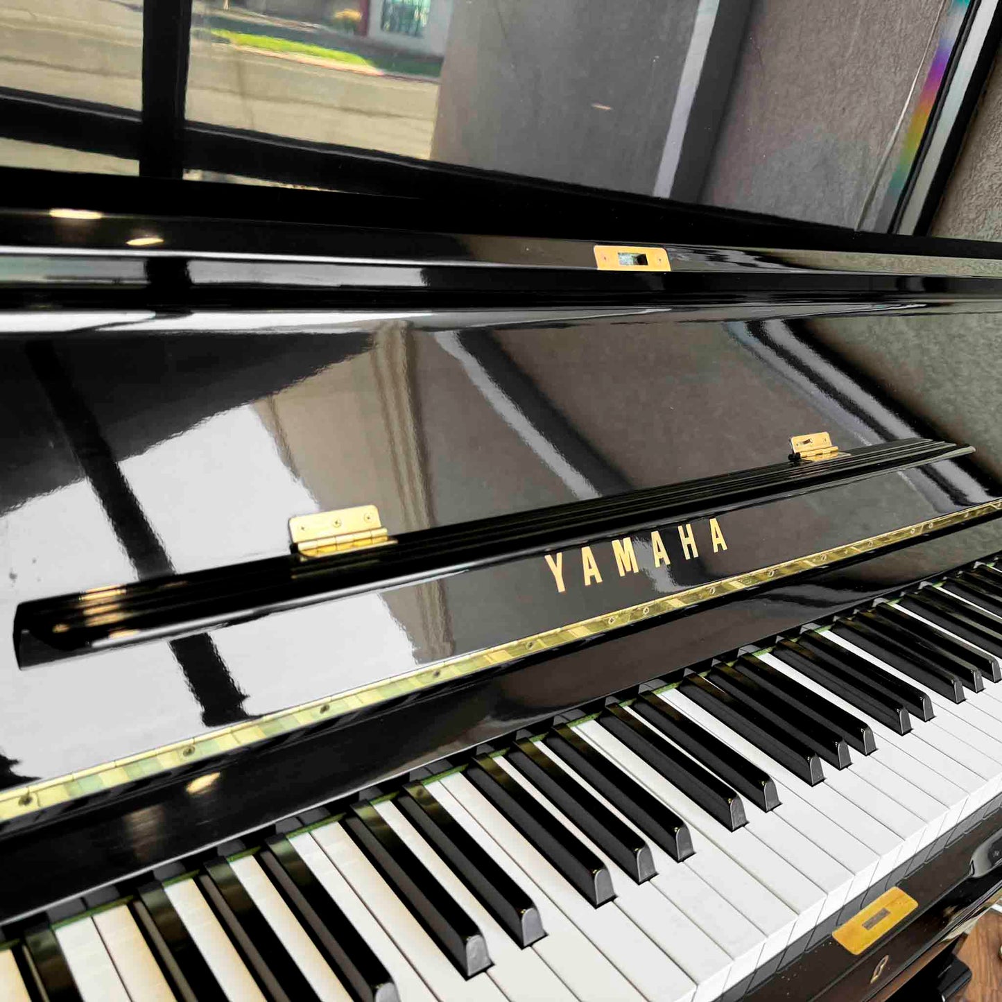 1973 Yamaha U3 52" Polished Black Upright Piano