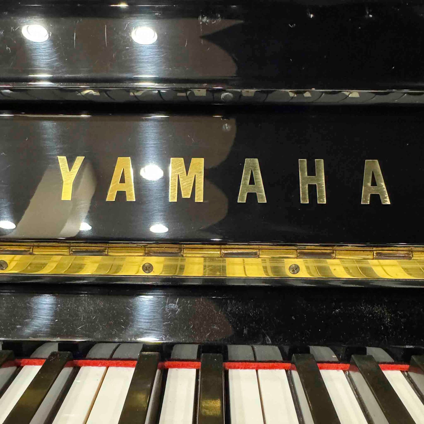 1988 Yamaha UX1 48" Polished Black Upright Piano