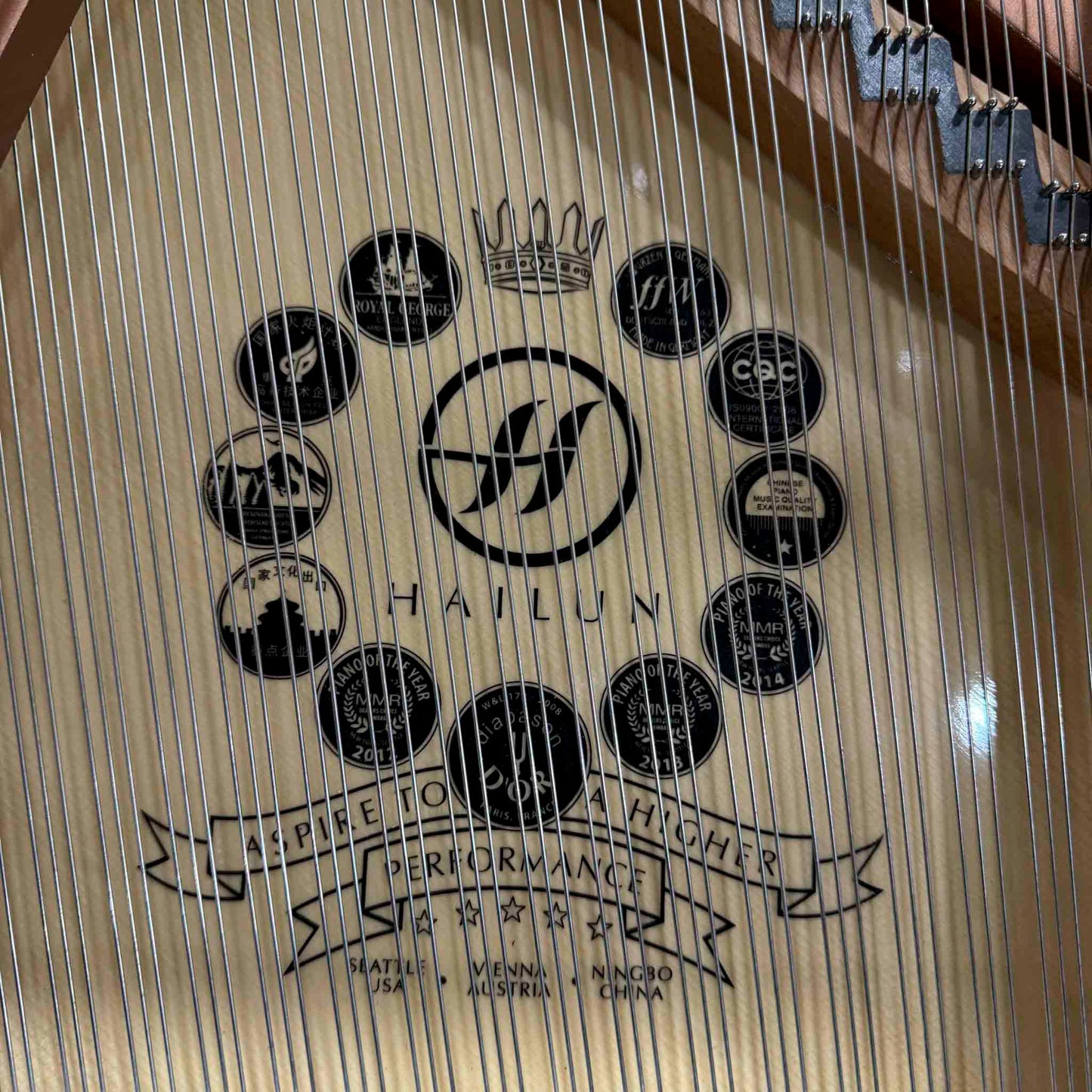 Hailun 178 5'10" Polished White Grand Piano with Self-Playing QRS System