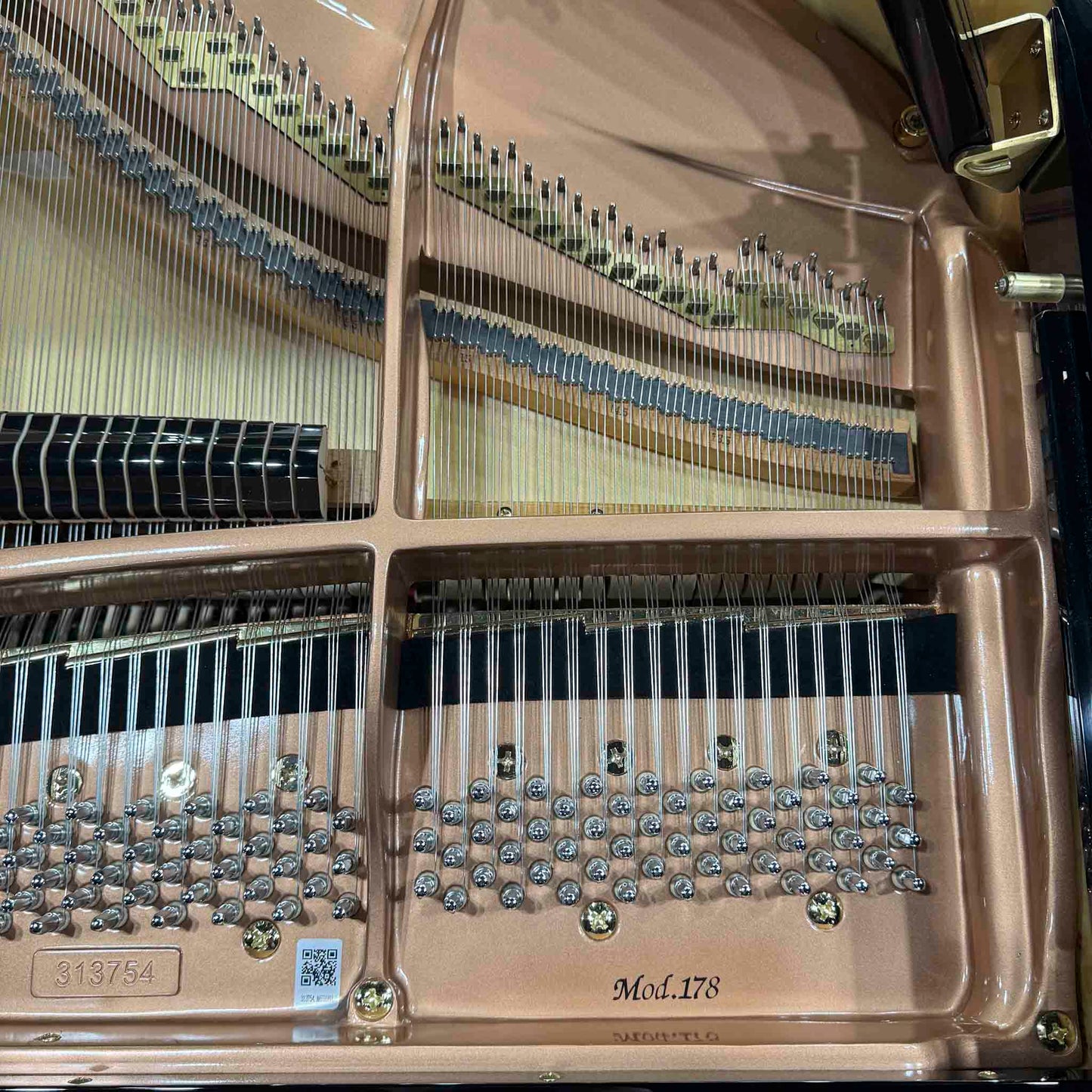 Hailun 178 5'10" Polished Black Grand Piano