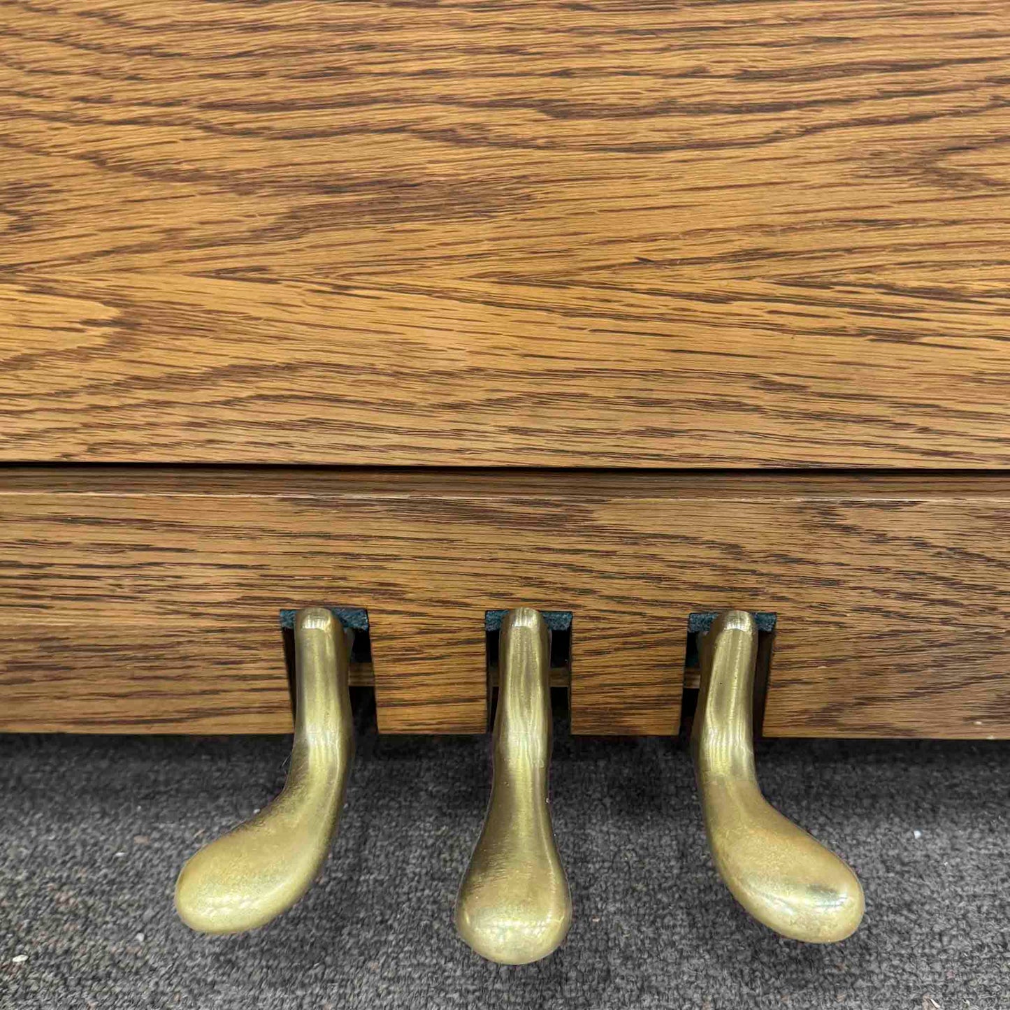 SOLD 1982 Astin Weight 42" Oak Console Piano