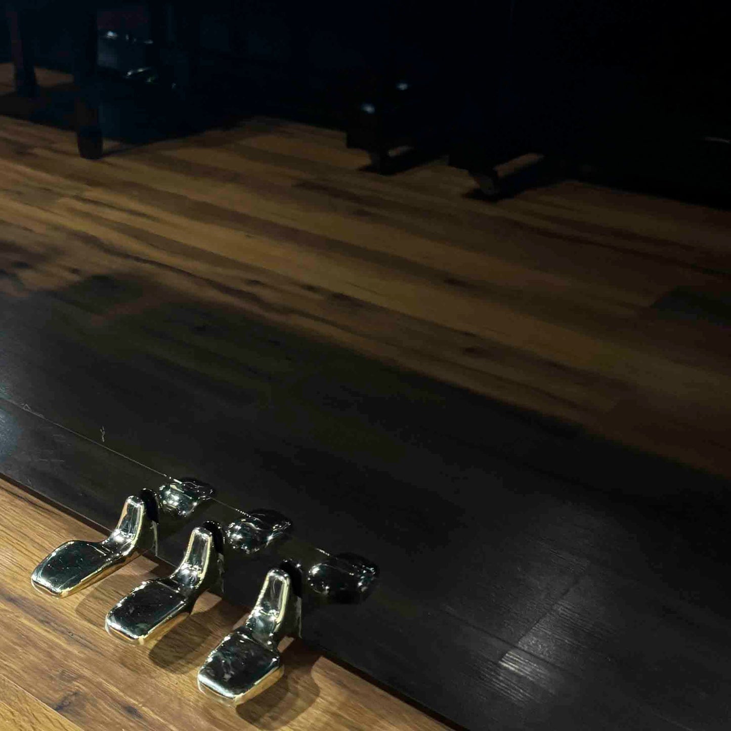 1974 Yamaha U1 48" Polished Black Upright Piano