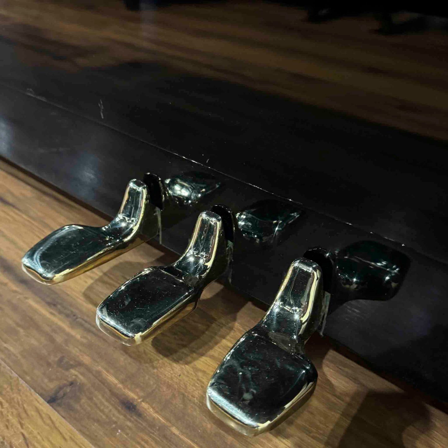 1974 Yamaha U1 48" Polished Black Upright Piano