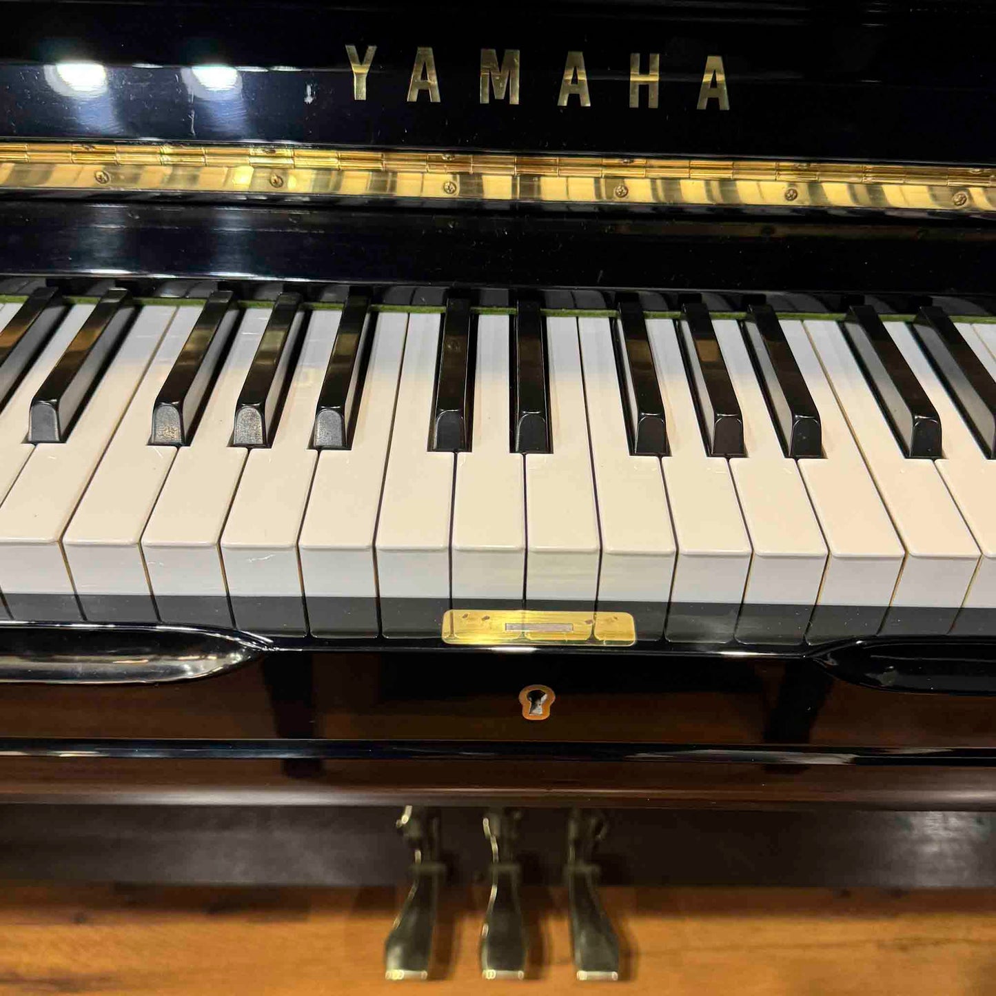 1986 Yamaha U3 52" Polished Black Upright Piano