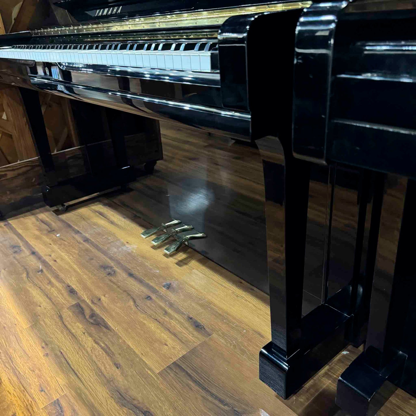 1986 Yamaha U3 52" Polished Black Upright Piano