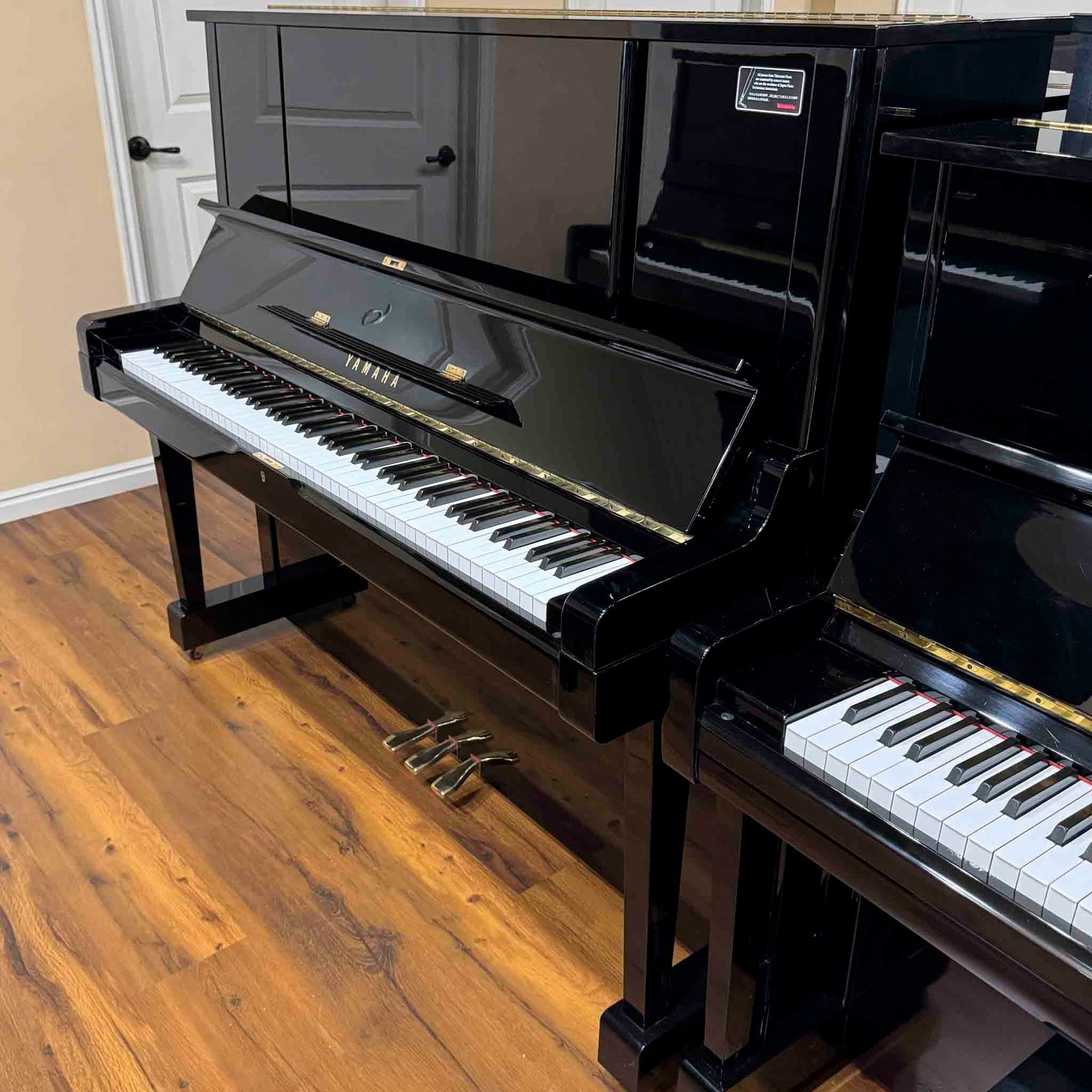 1982 Yamaha YUX 52" Polished Black Upright Piano