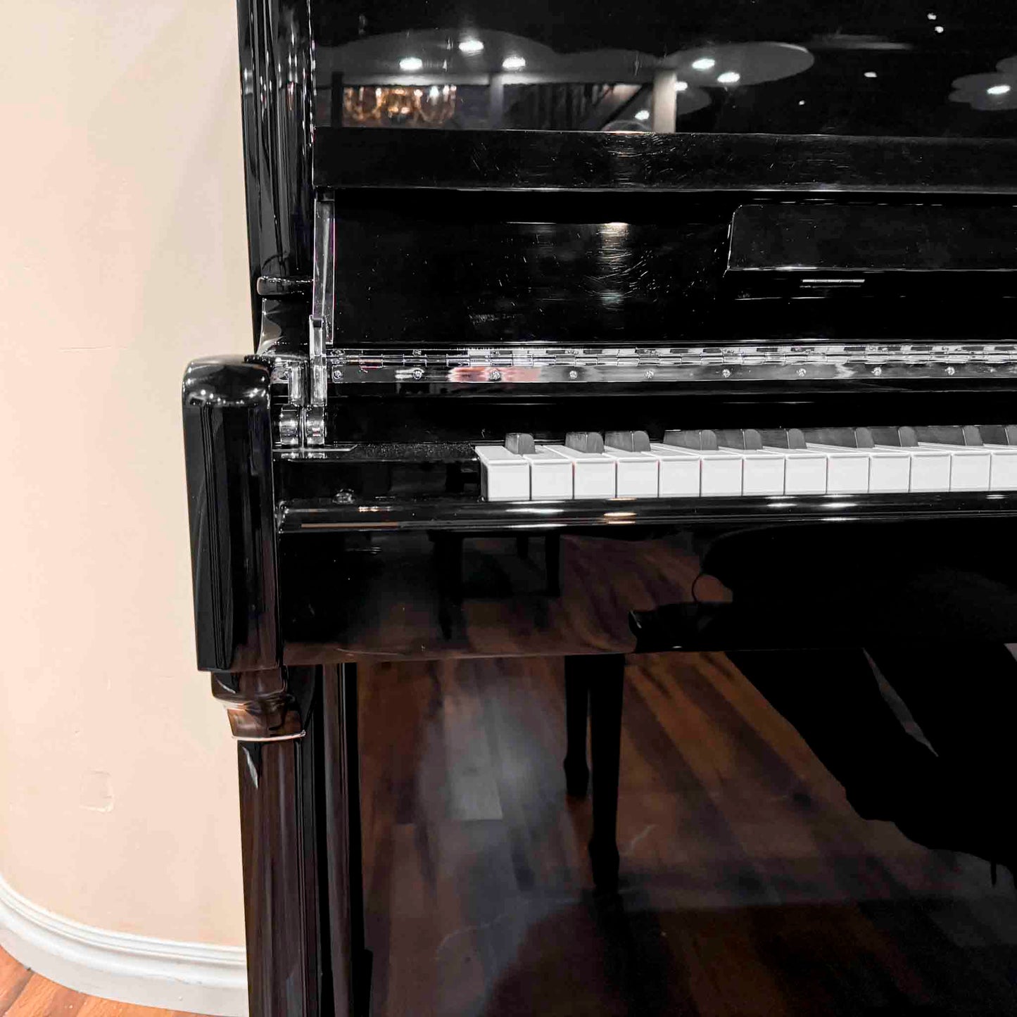 SOLD 2020 Hailun 5P Polished Black Upright Piano