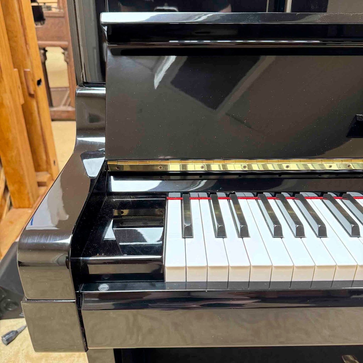 1983 Yamaha YUX 52" Polished Black Upright Piano