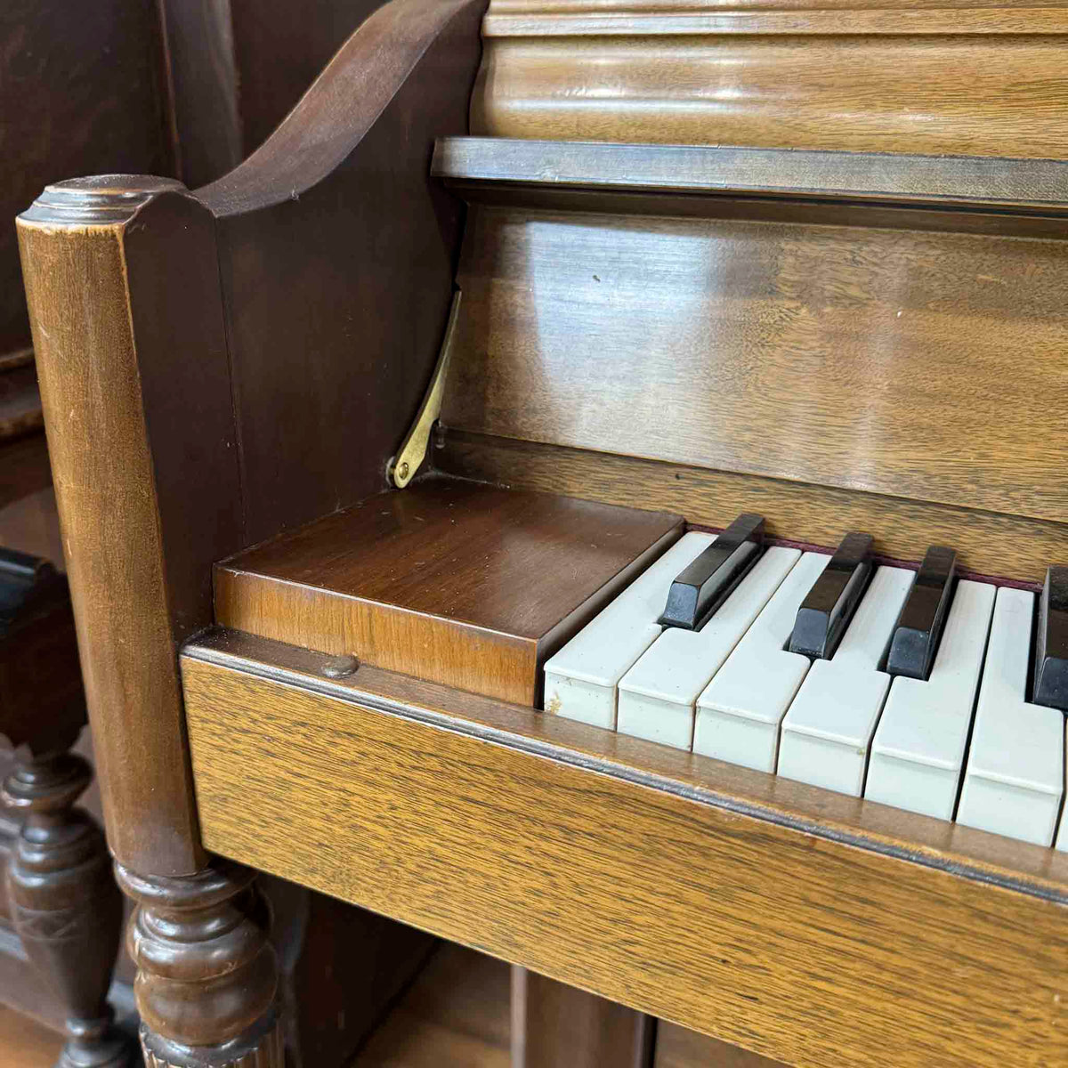 HEIRLOOM RESTORATION 1979 Charles Walter 43" Walnut Finish Commissioned Console Piano