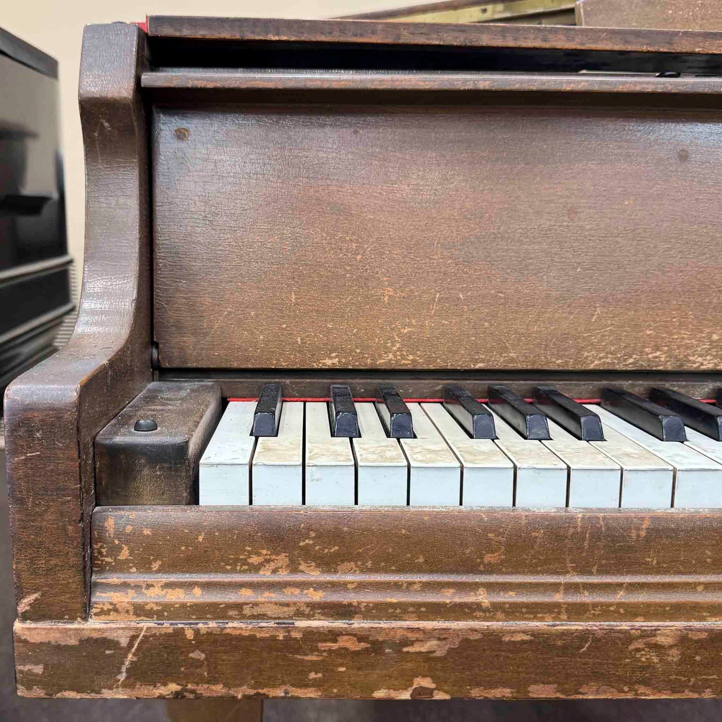 CURRENT SHOP WORK 1922 Wurlitzer 4'6" Wood Finish Commissioned Baby Grand Piano